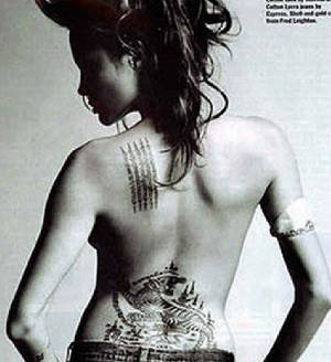 lower-back-tattoos_1822.jpg